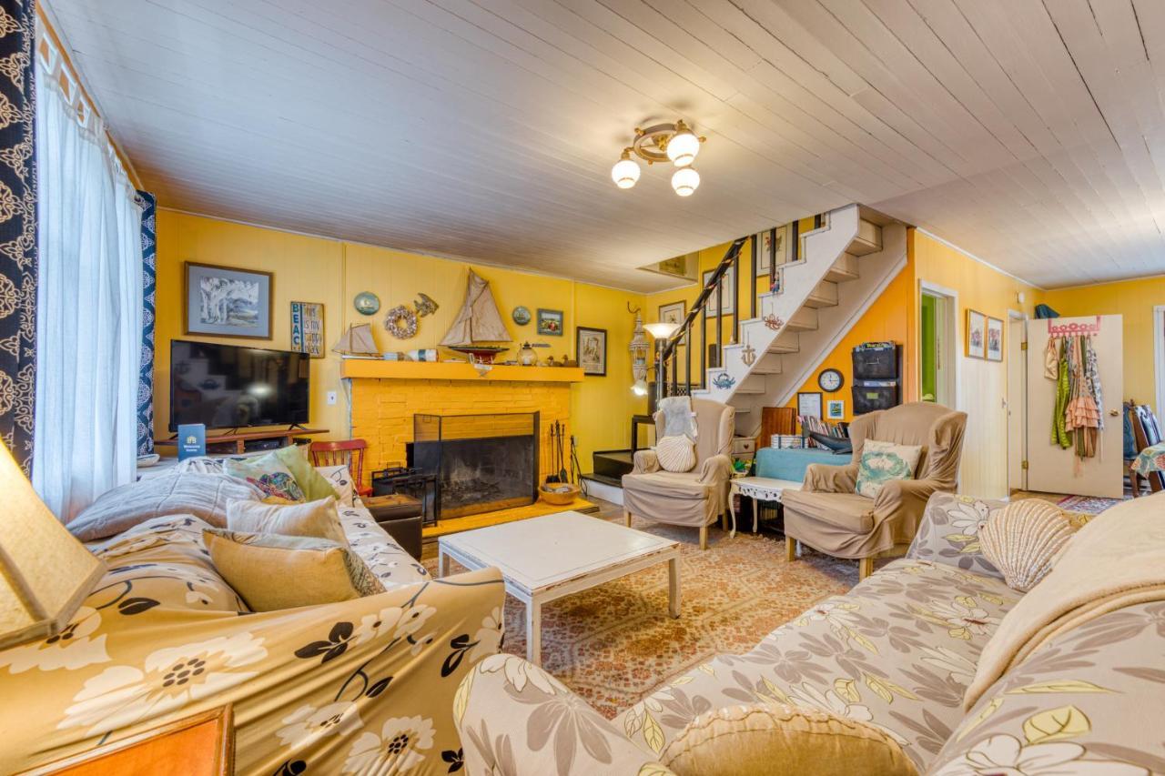 Cottage By The Sea Rockaway Beach Exterior photo