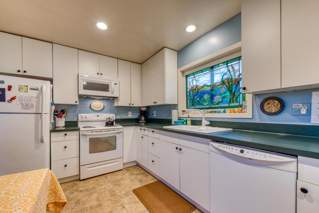 Cottage By The Sea Rockaway Beach Exterior photo